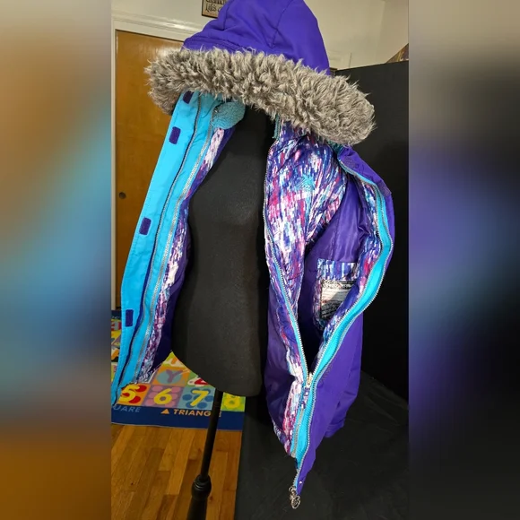 ZeroXposur Girls Size 16 XL Heavyweight Faux Fur Hooded 2 in 1 Jacket / Coat EUC - Picture 9 of 16